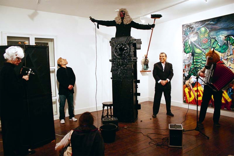 Vymítačský generál (Společnost pro popravy pohanů), 2010, performance, Old Street, London