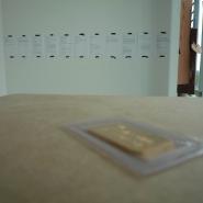 Look what you made me do, 2009 (e-mails, invoice, catalogue, postcard, gold bar) Look what you made me do, 2009 (e-mails, invoice, catalogue, postcard, gold bar)