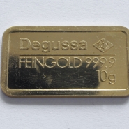 Look what you made me do, 2009 (e-mails, invoice, catalogue, postcard, gold bar) Look what you made me do, 2009 (e-mails, invoice, catalogue, postcard, gold bar)